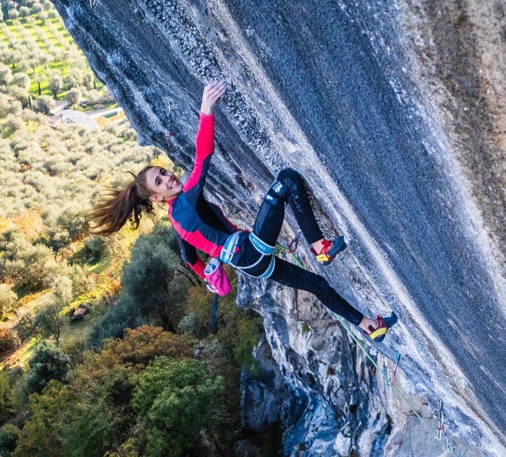 Laura Rogora: Un'Impresa Straordinaria su 'Trofeo dell'Adriatico' (9a+)